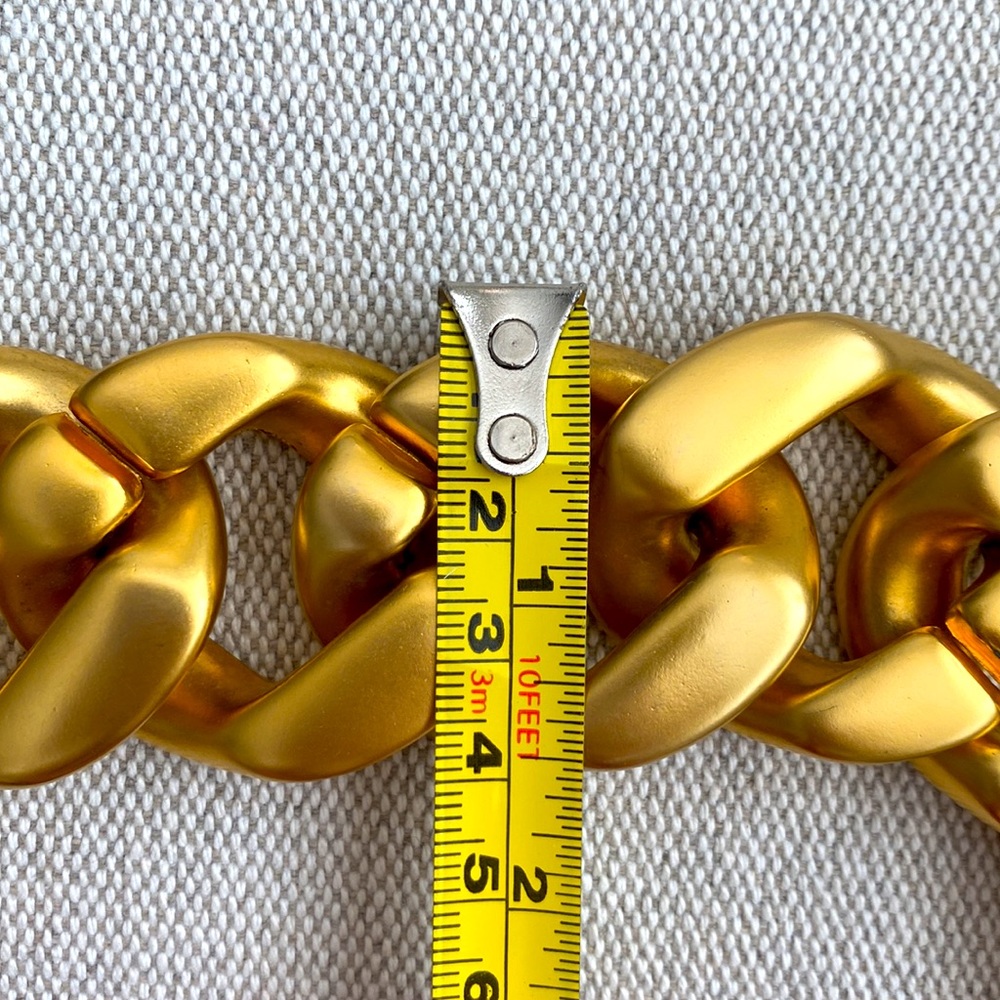 Chunky Gold belt - Picture 2 of 3
